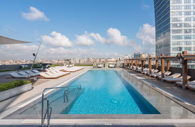 هيلتون إسطنبول بومونتي