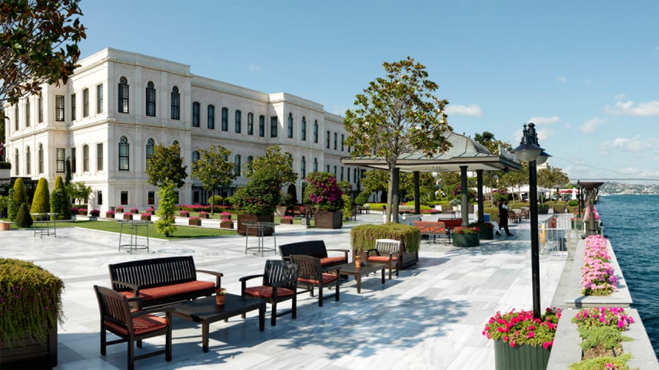 Four Seasons Hotel Istanbul at the Bosphorus - Featured