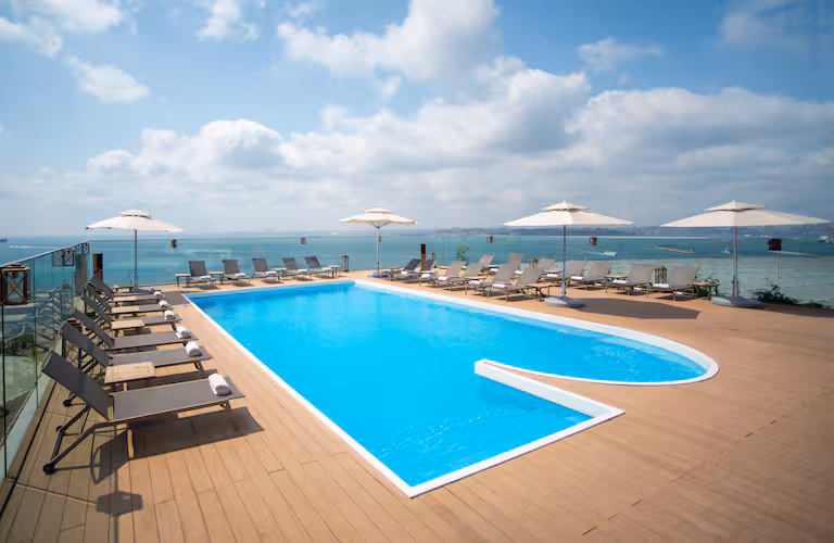 دبل تري باي هيلتون إسطنبول – مودا