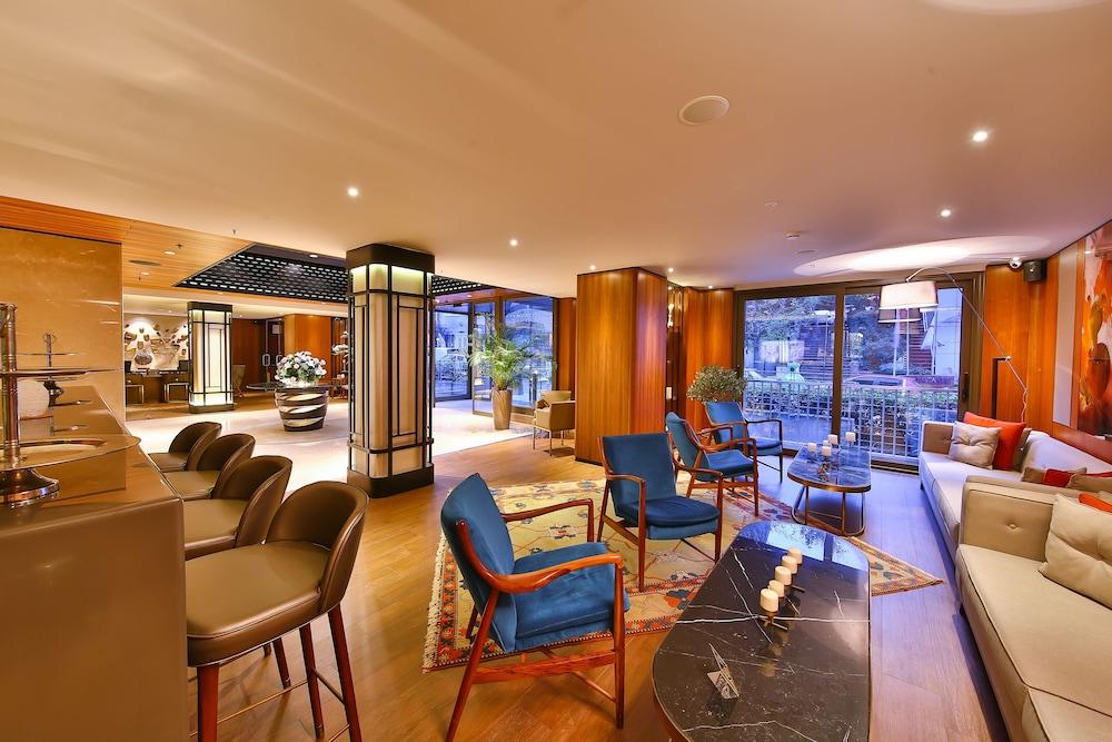 أجنحة تي زد إل