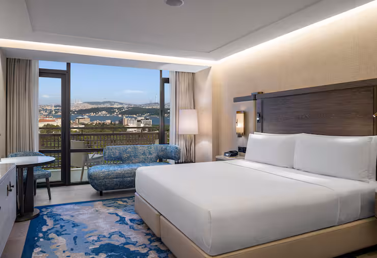 King Deluxe Room - Bosphorus View