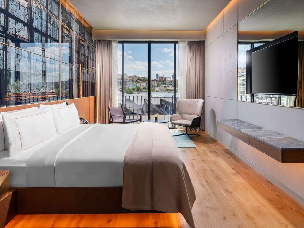 One Bedroom Premium Suite